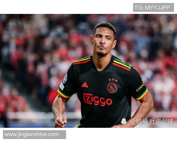 莱万状态火热欧冠赛场再添佳绩射手榜领跑势头强劲 莱万状态火热欧冠赛场再添佳绩射手榜领跑势头强劲